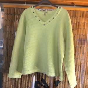 Ladies sweater size extra large from focus